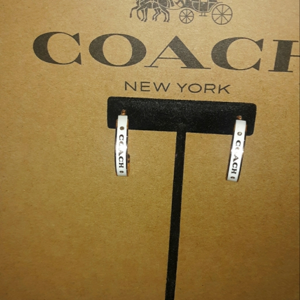 Coach hoops